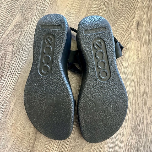 ECCO Women's Wedge LX Flowt Sandal EU-39, US-8-8.5, black - Picture 6 of 10